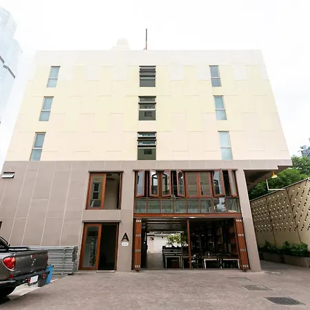 A Room Bangkok Sathorn