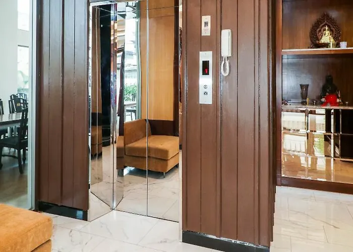 Hotel A Sathorn 2*